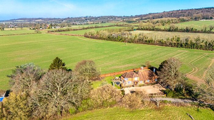 4 Bedroom Country House For Sale In Wootton Lane, Charing, TN27