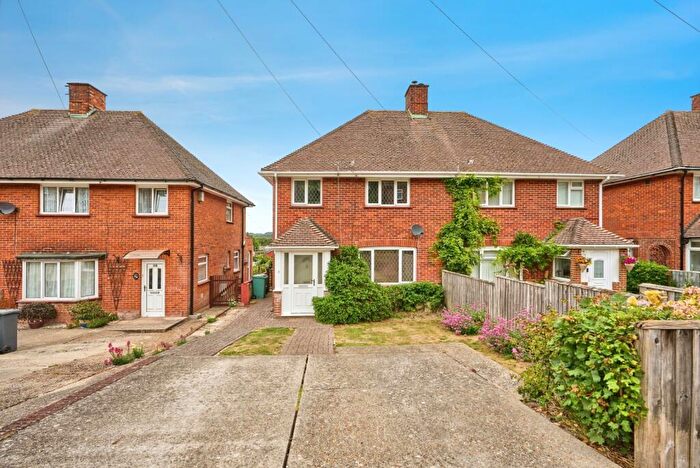 3 Bedroom Semi-Detached House For Sale In Whitepit Lane, Newport, Isle Of Wight, PO30