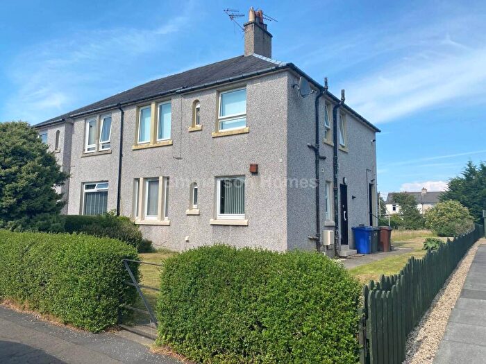 2 Bedroom Cottage To Rent In Ladeside Drive, Johnstone, PA5