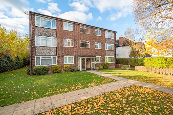 1 Bedroom Flat To Rent In Park Hill, Carshalton, SM5