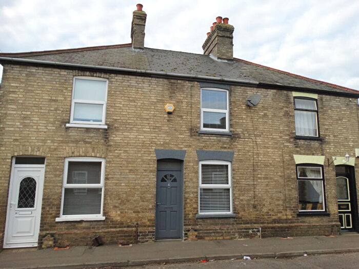 2 Bedroom Terraced House To Rent In West Street, Chatteris, Cambs, PE16