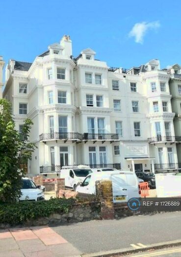 2 Bedroom Flat To Rent In Beauchamp Court, Eastbourne, BN21