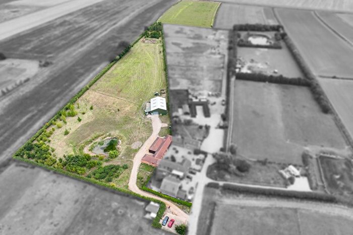 3 Bedroom Barn Conversion For Sale In Trinity Road, Walpole Highway, PE14