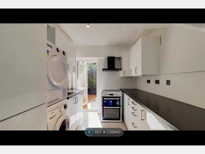 1 Bedroom Maisonette To Rent In Croydon, Croydon, CR0