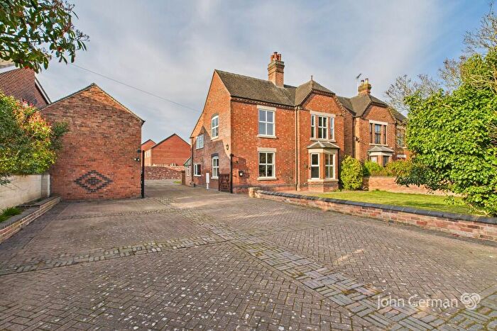 3 Bedroom Detached House For Sale In Main Street, Branston, DE14