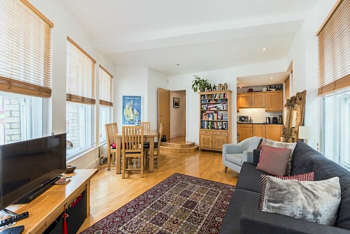 1 Bedroom Flat To Rent In Poppins Court, London, EC4A