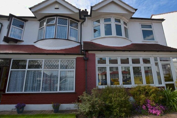 3 Bedroom Semi-Detached House To Rent In Hillcrest View, Beckenham, BR3