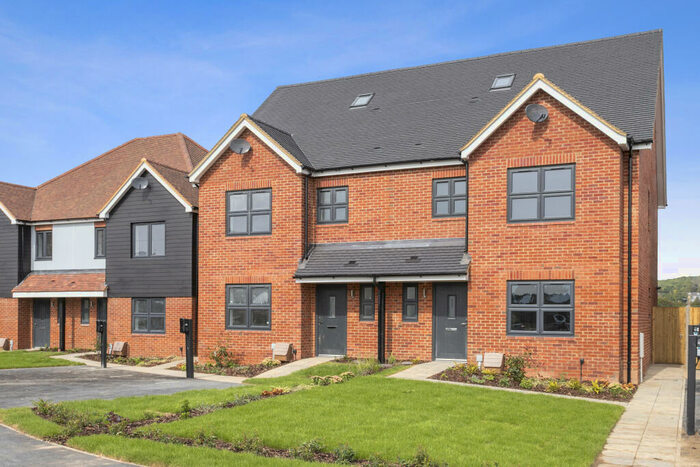 4 Bedroom Semi-Detached House For Sale In Plot Meadow View, Nazeing, EN9