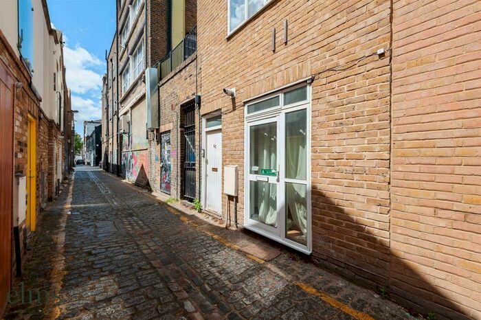 1 Bedroom Flat To Rent In Voss Street, London, E2