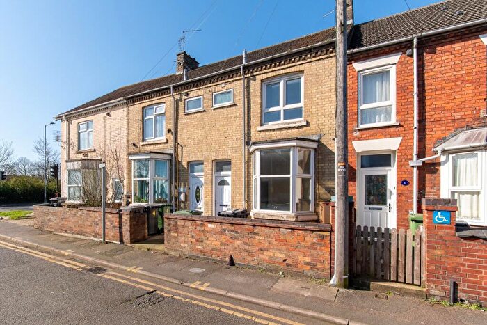 3 Bedroom Terraced House For Sale In Gladstone Street, Peterborough, Cambridgeshire, PE1