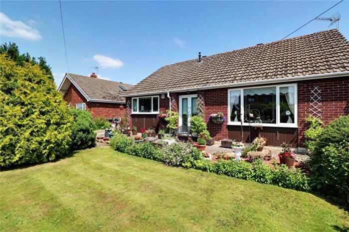 3 Bedroom Bungalow For Sale In West End Road, Epworth, Lincolnshire, DN9