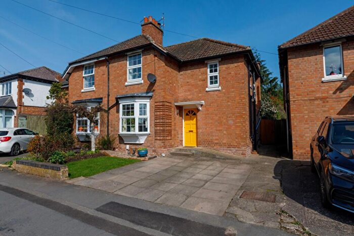 3 Bedroom Semi Detached House For Sale In All Saints Road, Warwick, CV34