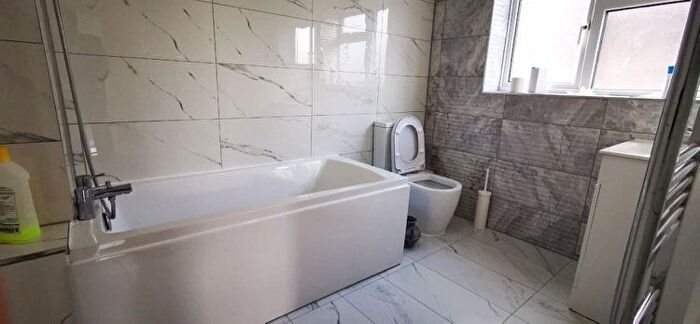3 Bedroom End Of Terrace House To Rent In Mulberry Court, Barking, IG11