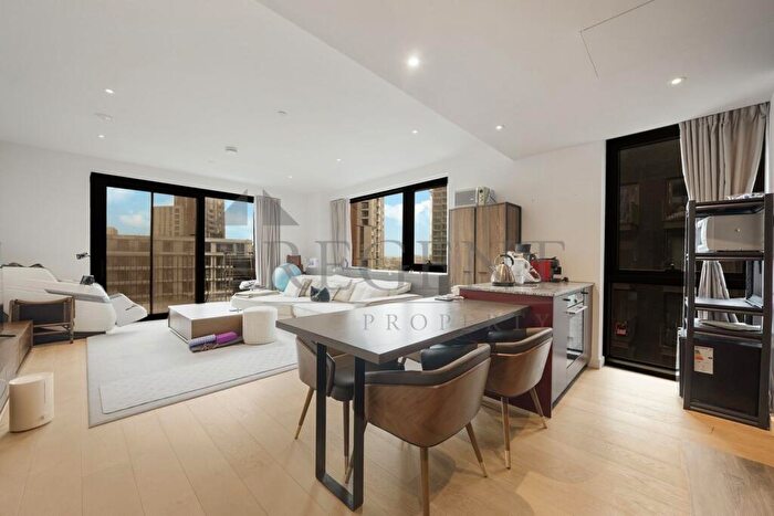 3 Bedroom Apartment For Sale In Viaduct Gardens, Vauxhall, SW11