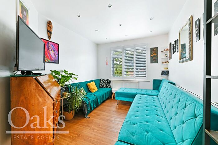 3 Bedroom Terraced House For Sale In Harrington Road, South Norwood, SE25