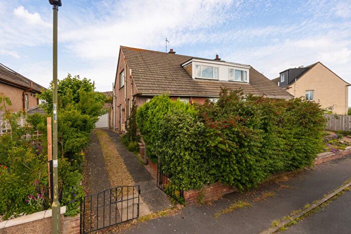 2 Bedroom Villa For Sale In Leadervale Terrace, Edinburgh, EH16