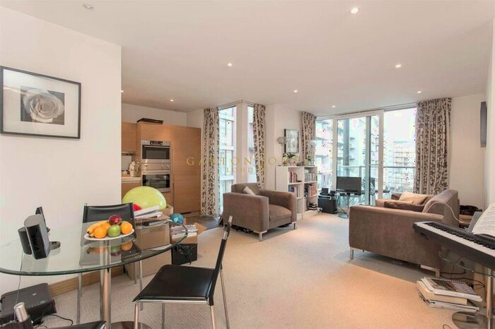 2 Bedroom Apartment To Rent In Horace Building, Queenstown Road, London, SW11