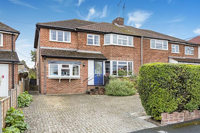 5 Bedroom Semi-detached House For Sale In Melton Drive, Didcot, OX11