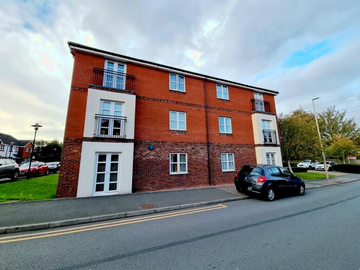 2 Bedroom Flat To Rent In Astle Drive, Oldbury, B69