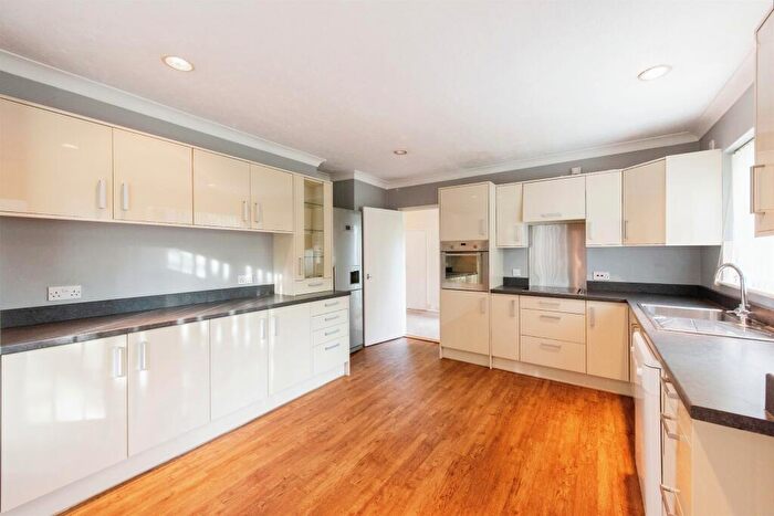 2 Bedroom Detached Bungalow For Sale In Kingsway, Mildenhall, Bury St. Edmunds, IP28