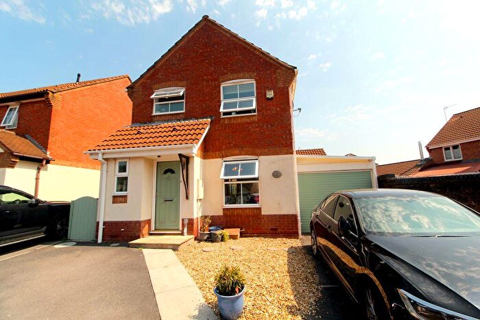 3 Bedroom Detached House For Sale In Garrett Drive, Bradley Stoke, BS32
