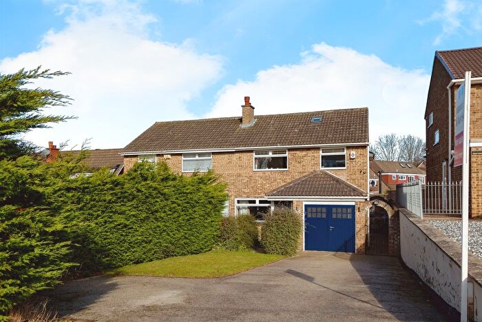 4 Bedroom Semi-Detached House For Sale In Rufford Close, Marton-In-Cleveland, Middlesbrough, TS7