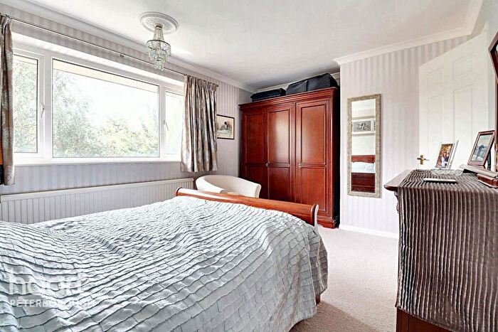 4 Bedroom Detached House For Sale In Mickle Gate, Longthorpe, PE3