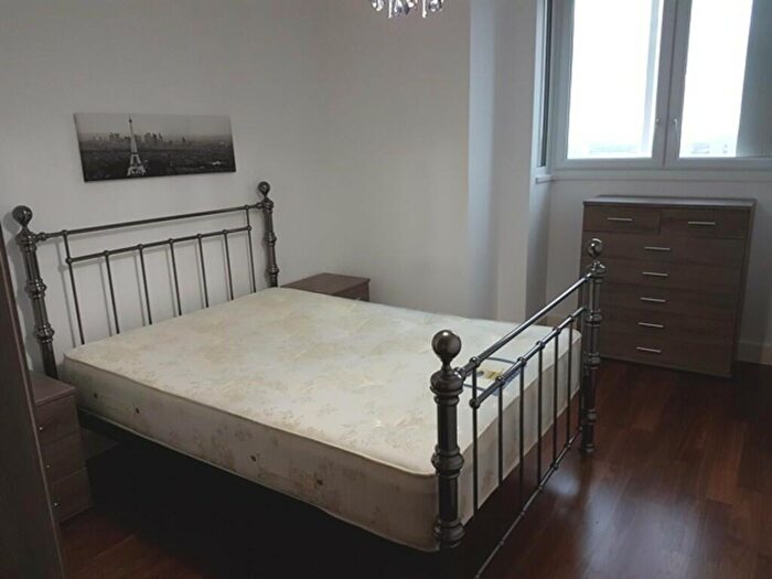 2 Bedroom Apartment To Rent In Metropolitan House, Hagley Road, Birmingham, B16