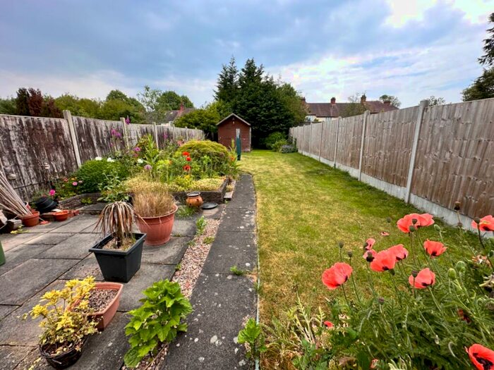 3 Bedroom Terraced House For Sale In St. Pauls Road, Stockingford