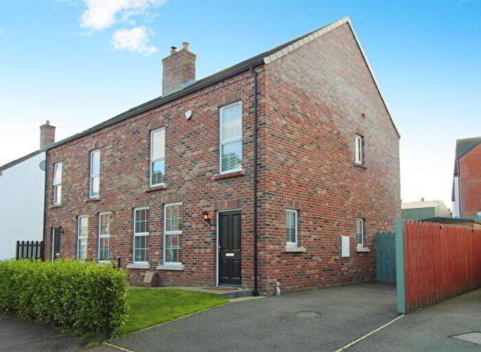 3 Bedroom Semi-Detached House For Sale In Blackrock Row, Newtownabbey, BT36