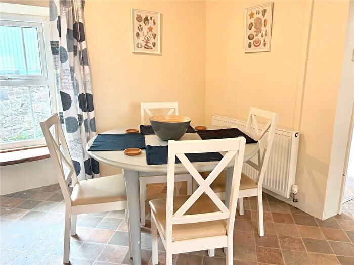 2 Bedroom Terraced House For Sale In Bridge Street, Hakin, Milford Haven, Pembrokeshire, SA73