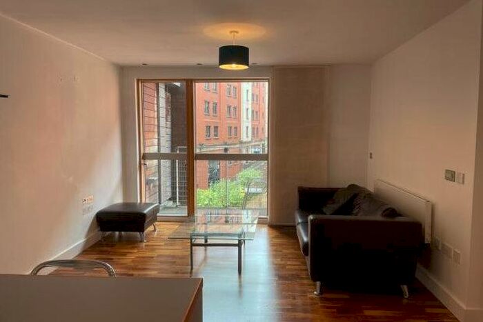 1 Bedroom Flat To Rent In Whitworth Street West, Manchester, M1
