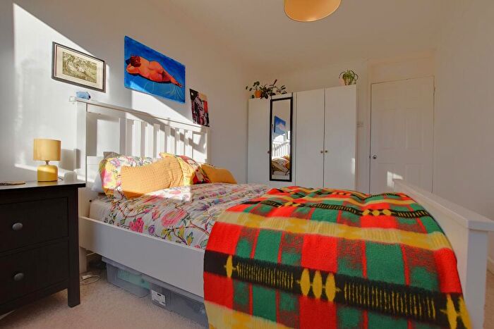 1 Bedroom Flat For Sale In Heywood Court, Heywood Way, Heybridge, CM9