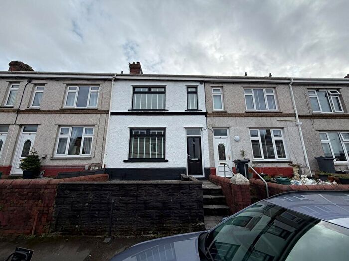 3 Bedroom Terraced House To Rent In Wallace Road, Neath, Neath Port Talbot., SA11
