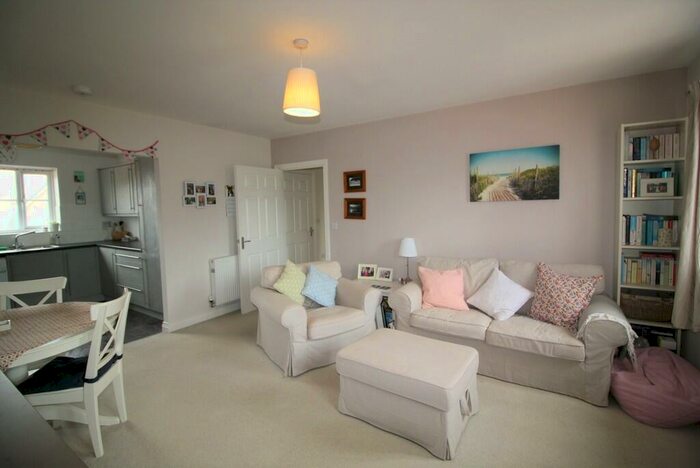 2 Bedroom Apartment To Rent In Blakeslee Drive, Exeter, EX2