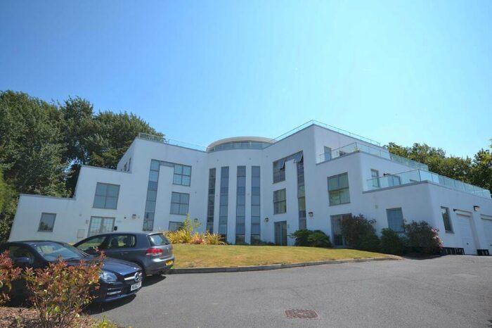 4 Bedroom Apartment To Rent In Admirals Point, Cambridge Road, PO32