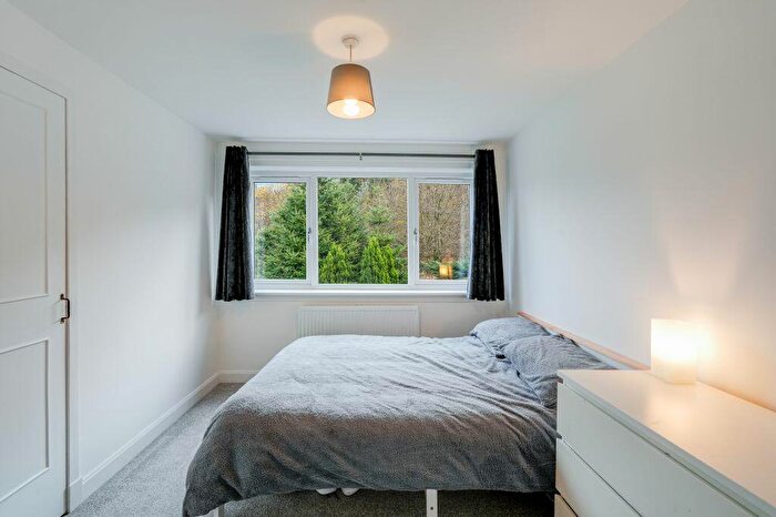 2 Bedroom Semi-Detached House For Sale In Mellerstain Road, Kirkcaldy, KY2