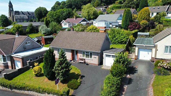 2 Bedroom Bungalow For Sale In Sunnybank, Brecon, Powys, LD3