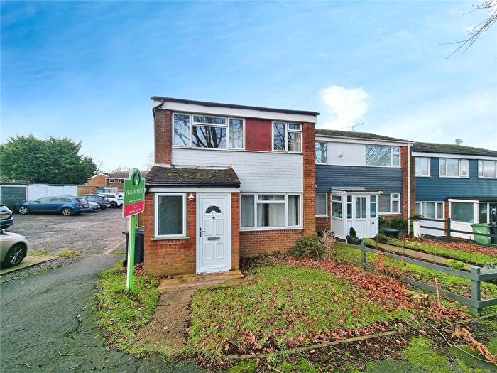 3 Bedroom End Of Terrace House To Rent In Fir Tree Grove, Chatham, Kent, ME5