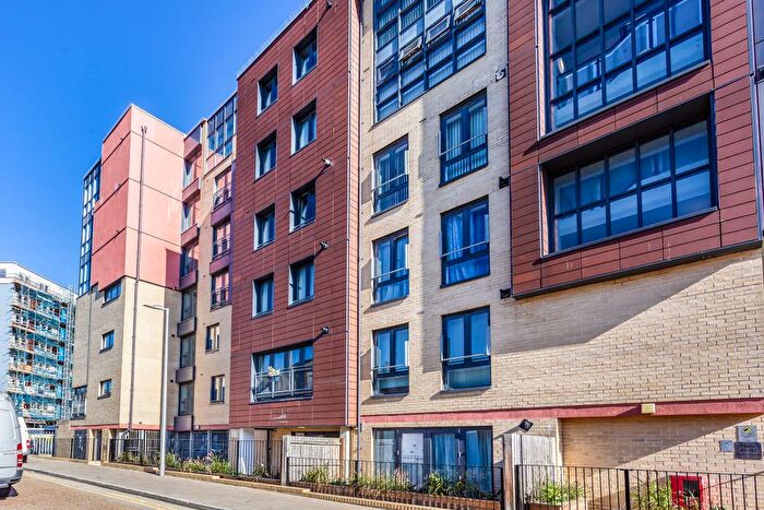 1 Bedroom Flat To Rent In Invito House, - Bramley Crescent, Ilford, IG2