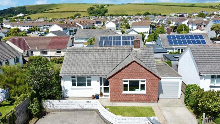 2 Bedroom Detached Bungalow For Sale In Irving Close, Braunton, EX33