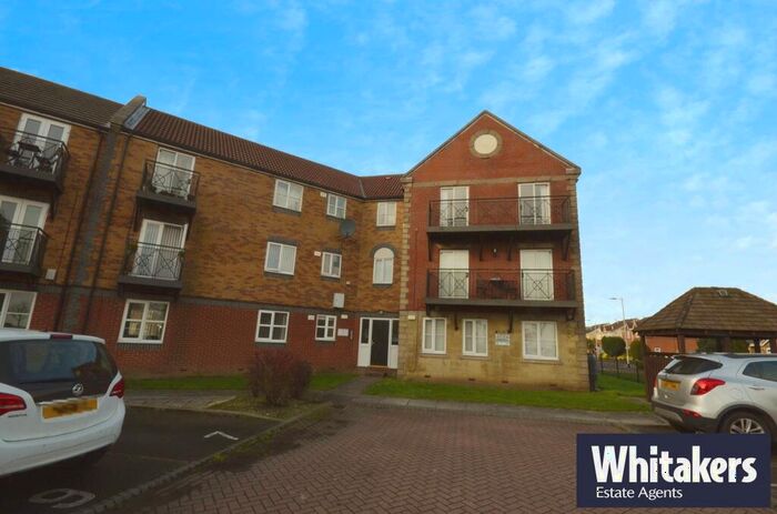 2 Bedroom Apartment To Rent In Lancelot Court, Hull, HU9