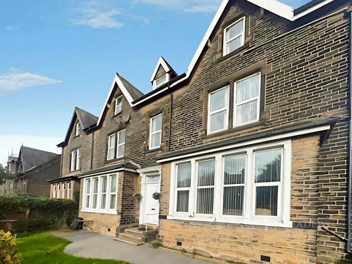 1 Bedroom House To Rent In Pollard Lane, Bradford, West Yorkshire, BD2