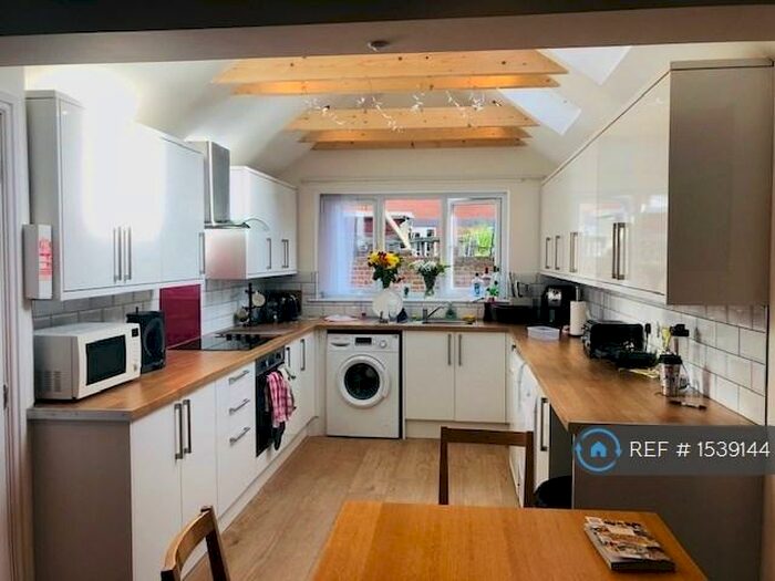 5 Bedroom Terraced House To Rent In Chilwell Street, Nottingham, NG7