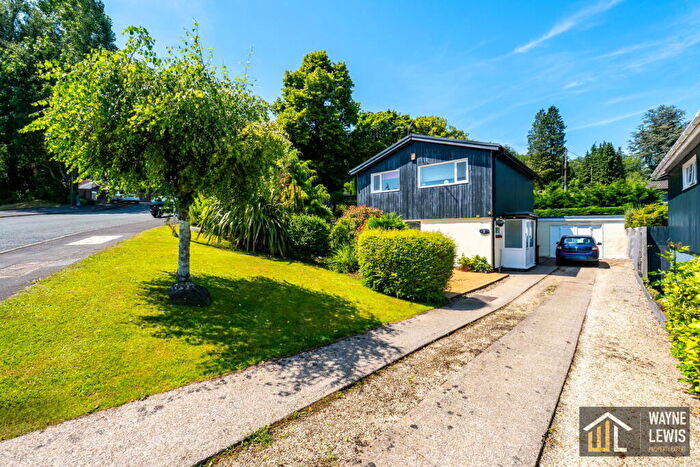 3 Bedroom Detached House For Sale In Bryngwennol, Llanbradach, Caerphilly, CF83