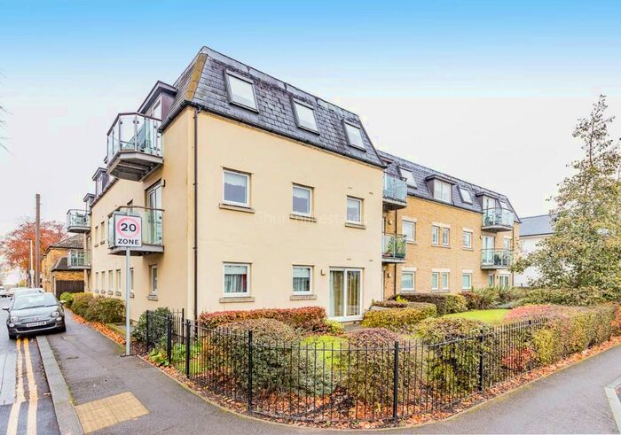 2 Bedroom Apartment To Rent In Mornington Road, Woodford Green, Essex, IG8