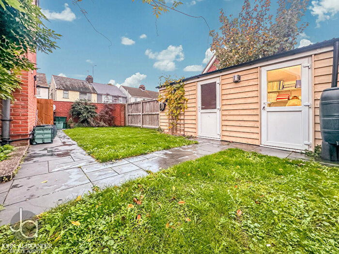 3 Bedroom Semi-Detached House For Sale In Whitehall Close, Colchester, CO2