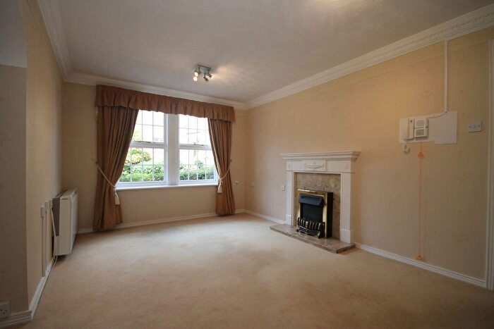 1 Bedroom Flat For Sale In Meadowfield Park, Ponteland, Newcastle Upon Tyne, NE20