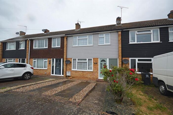 3 Bedroom Terraced House For Sale In Lodge Road, Braintree, CM7