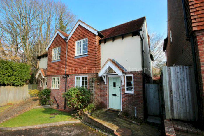 3 Bedroom Semi-Detached House To Rent In Hillcrest, Horsted Keynes, RH17